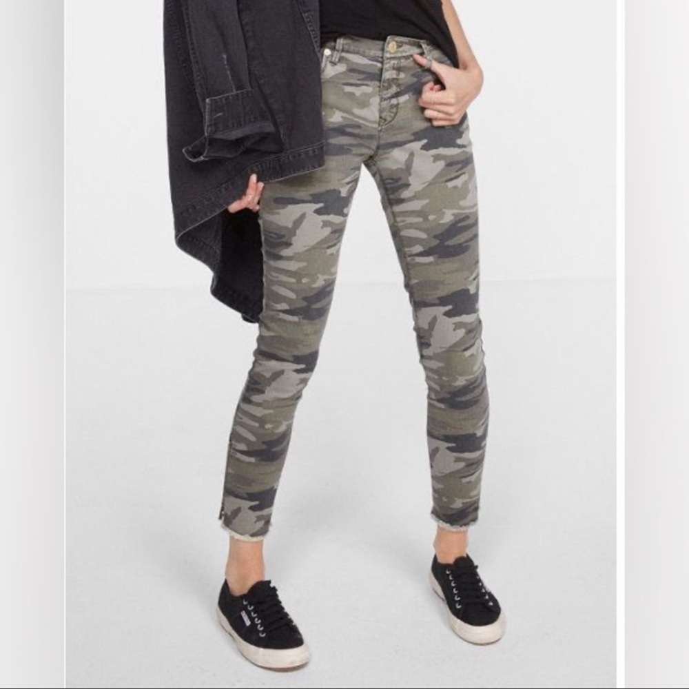 Express Camo Mid rise ankle legging-6R